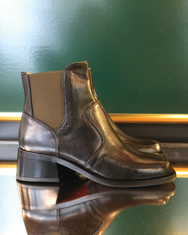 Banja Ankle boots Black