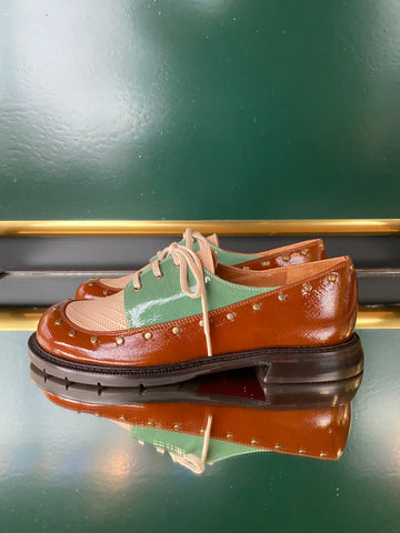 Chie Mihara JALIPO Multi lace-up shoes in cognac brown, sage green and blush pink leather with gold-tone stud detailing