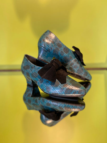 KR BOW SHOE opt. 5 Icelandic Wolffish leather